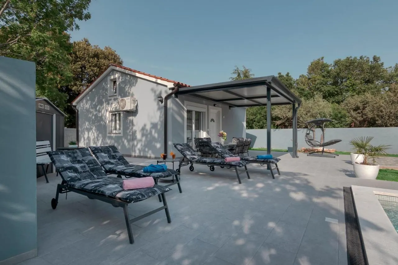 Holiday Home Amfora ボドニャン